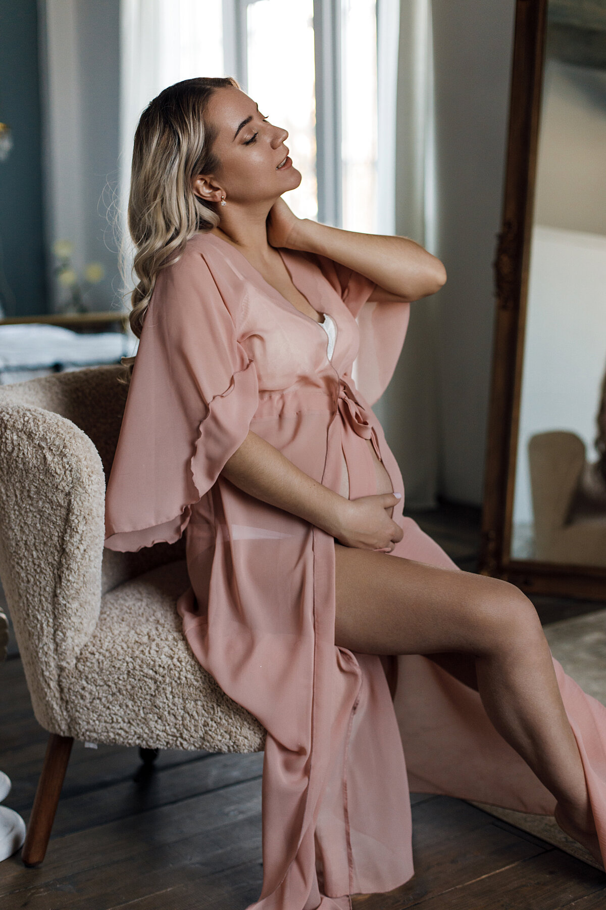 pretty-young-woman-portrait (1)