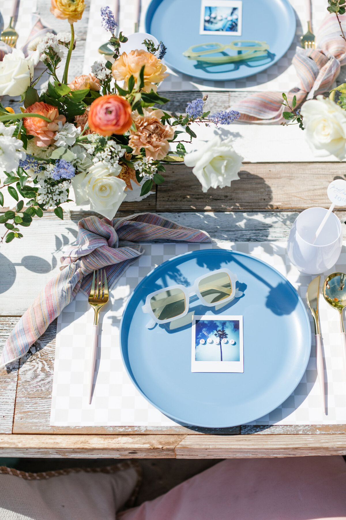 pirouette-paper-90s-themed-beach-party 17