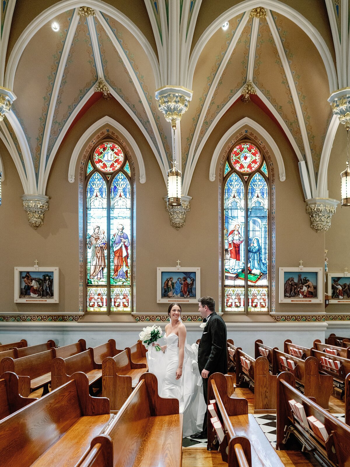 taubman-museum-of-art-wedding-photographer-oliver-and-co-roanoke-wedding_0141