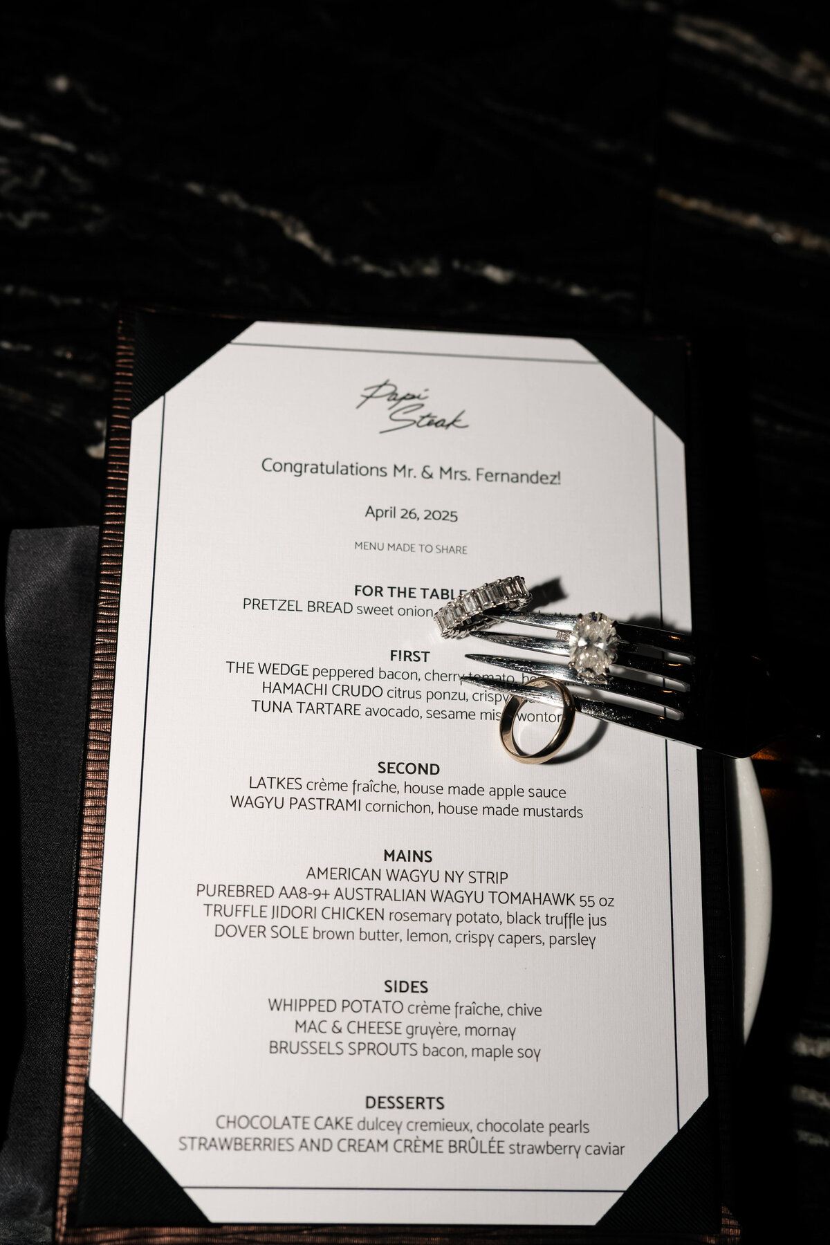 99riskyexposure_alexis-tyler_las-vegas-elopement-photography