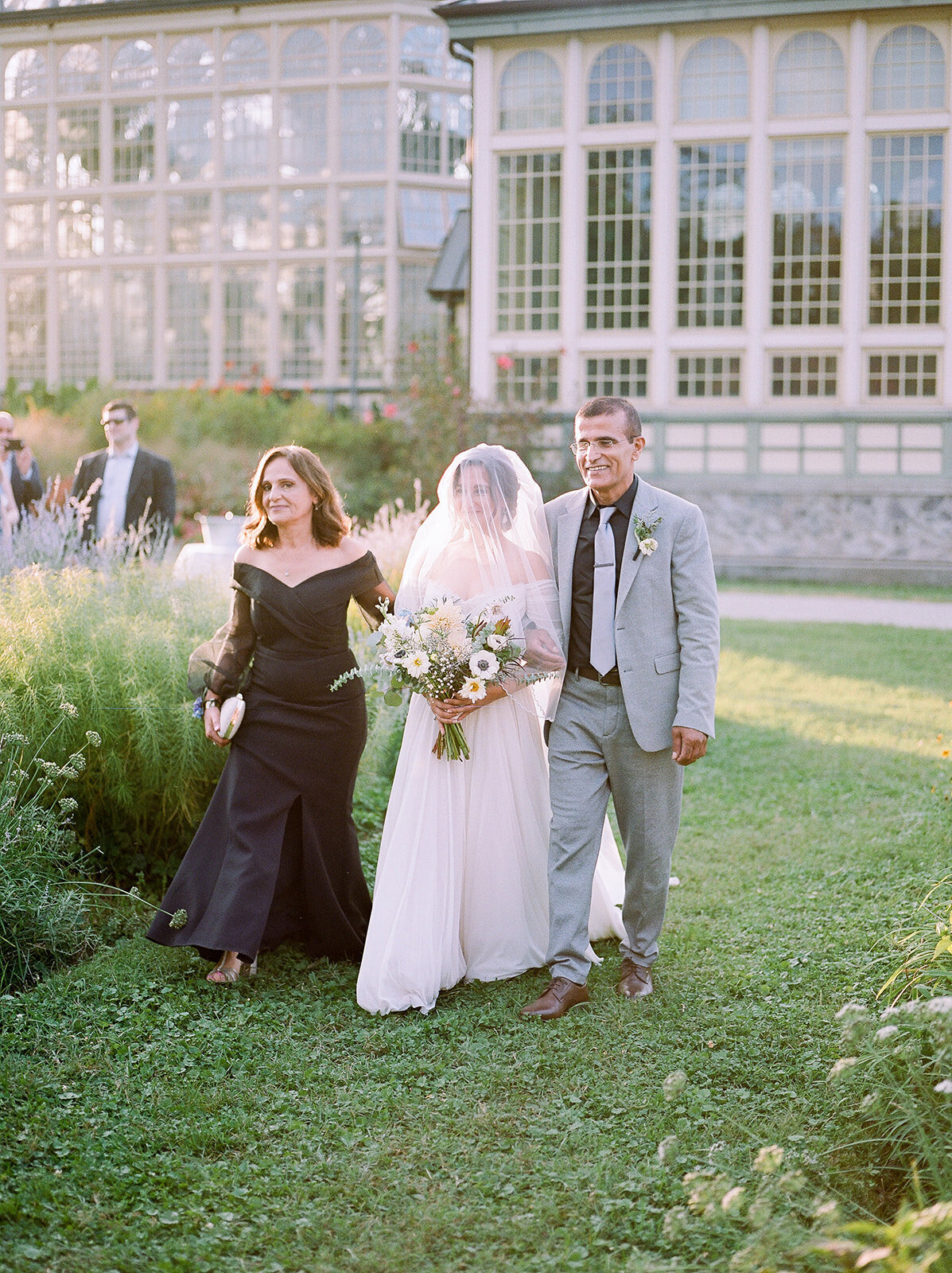 Oznur_Matthew_Rawlings_Conservatory_Baltimore_Maryland_Wedding_Megan_Harris_Photography_Edit_-940
