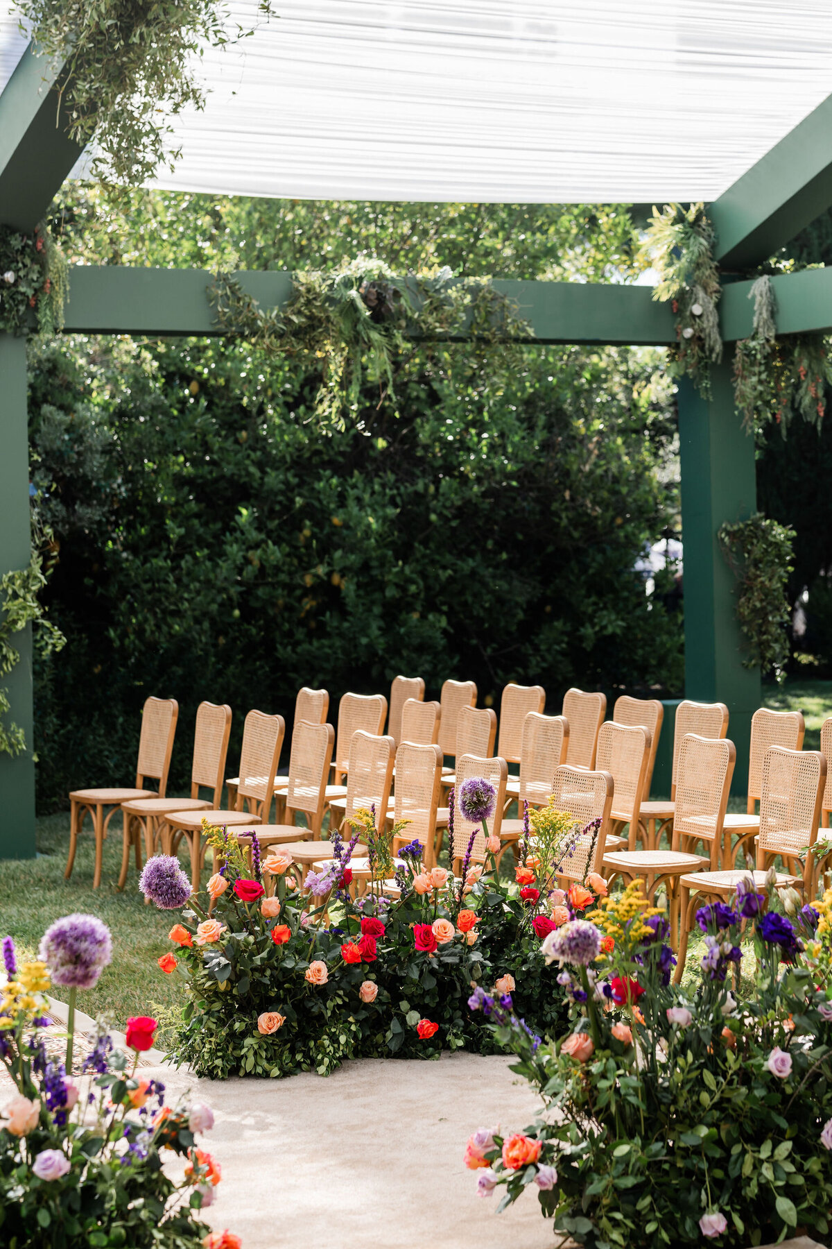 StephanieLynnCo-FlowersbyEdgar-CeremonyDetails-30