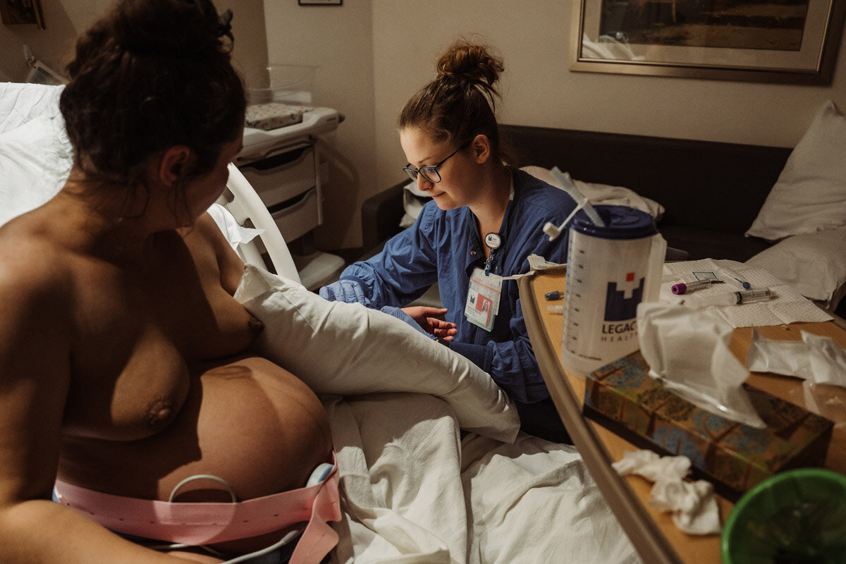cesarean-birth-photography-natalie-broders-d-058