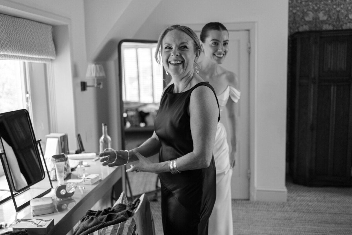 summer-hampton-manor-wedding-10-rebecca-kerr-photography
