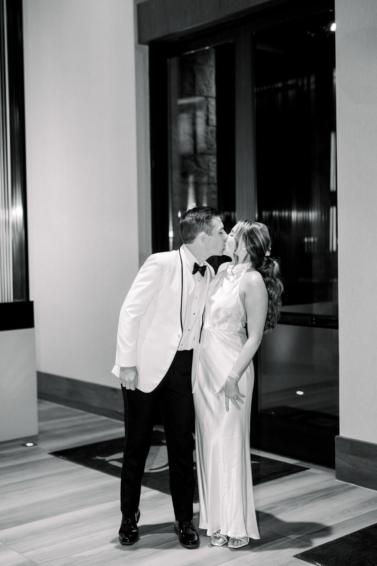 local-wedding-photogrpaher