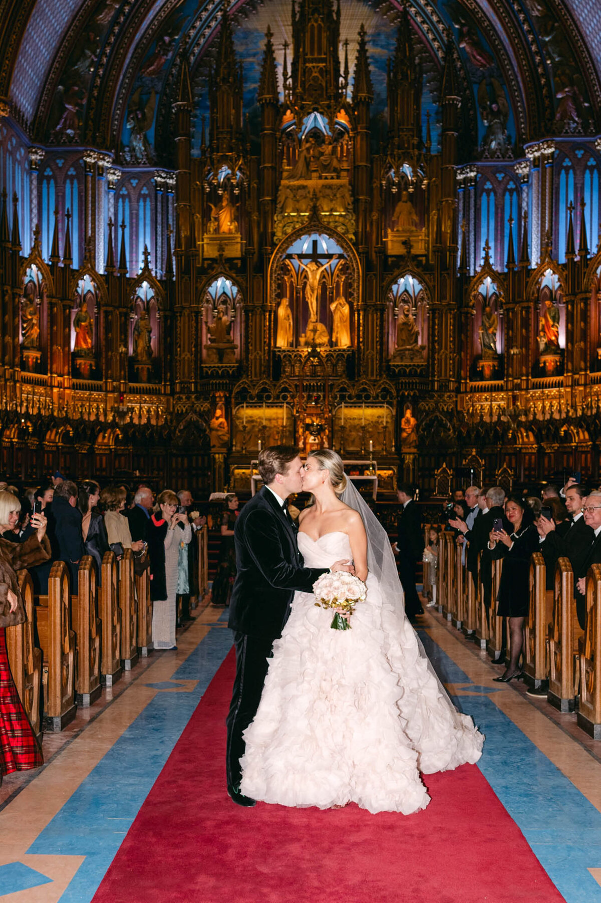 515-Notre-Dame-The-Ritz-Carlton-Montreal-Canada-Victoria-Philippe-Wedding-28