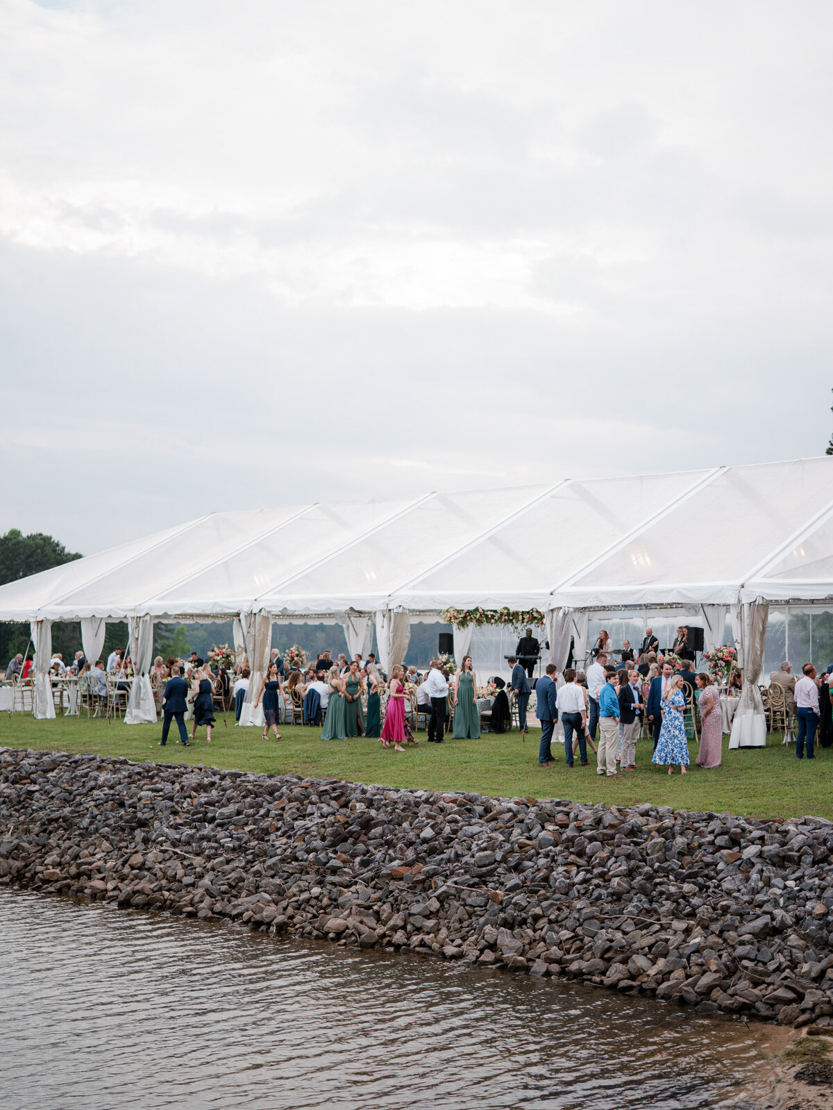 lake-lanier-wedding-13