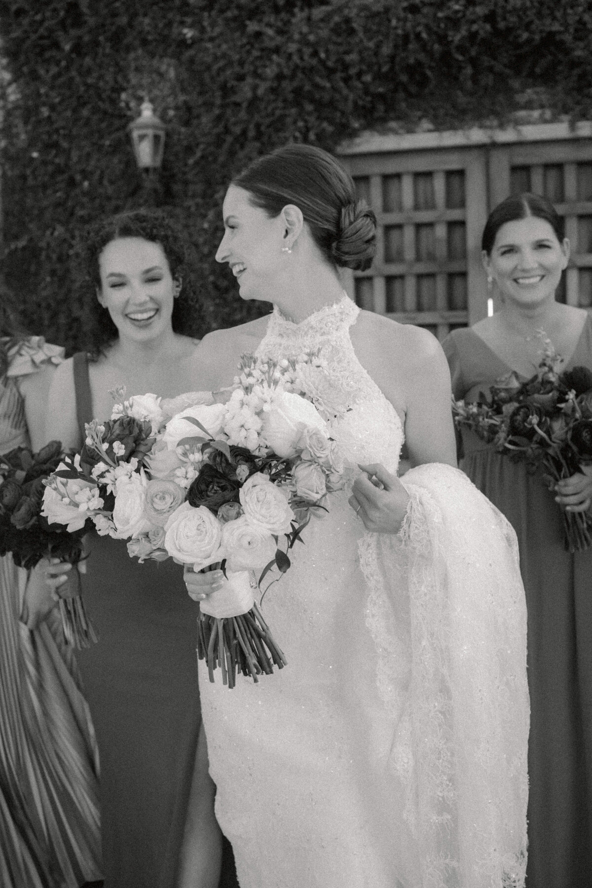 Sarah & Steven Wedding Sneak Peeks-19