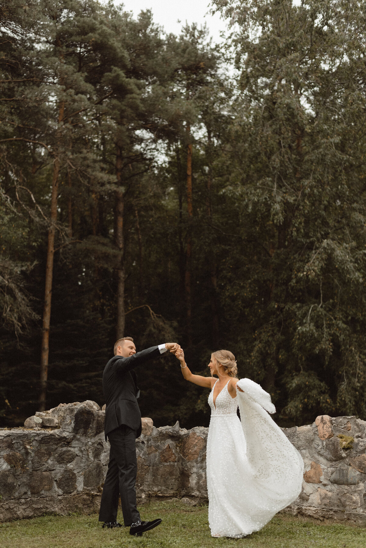 AllieJenningsPhoto-LawrenKyleWedding-SNEAKPEEKS-182