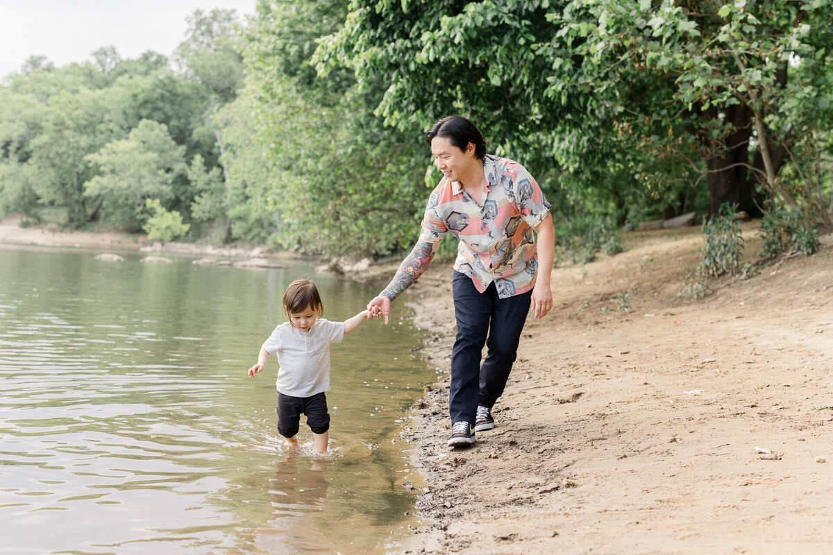 family-photography-river-water-washington-dc-virginia-maryland-68