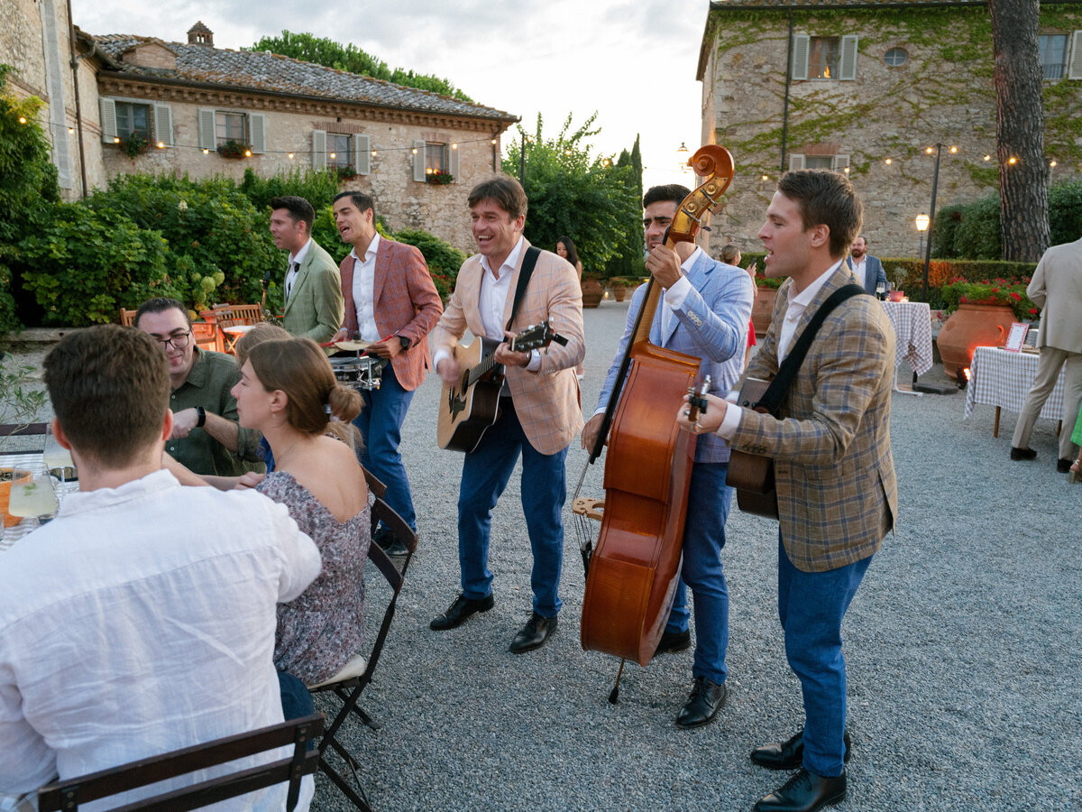 AshleyPigottEvents-Destination-Wedding-Weekend-Valentina&Stefano-BorgoSanFelice-Italy-015