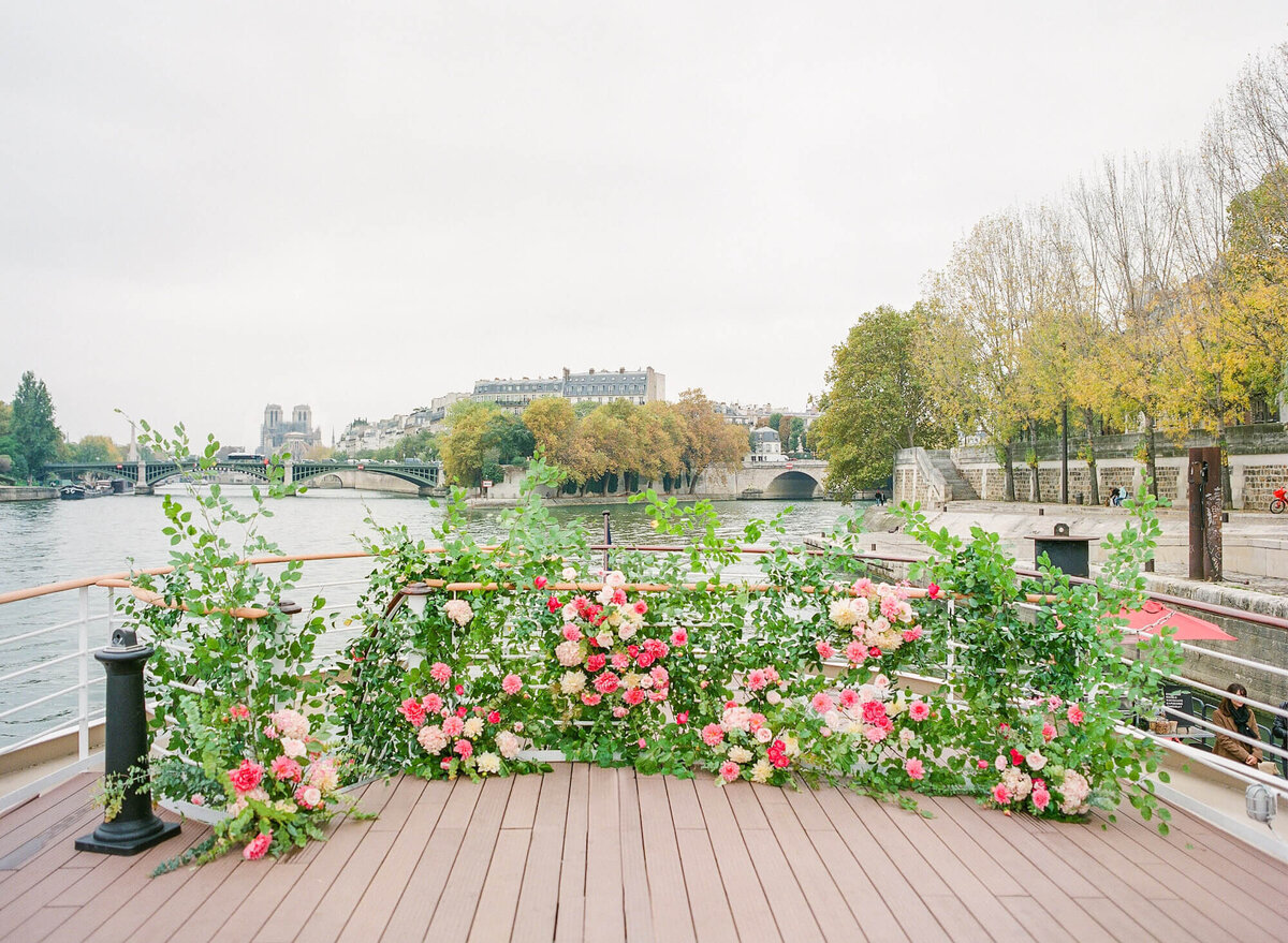 Paris-wedding-seine-river-Floraison10