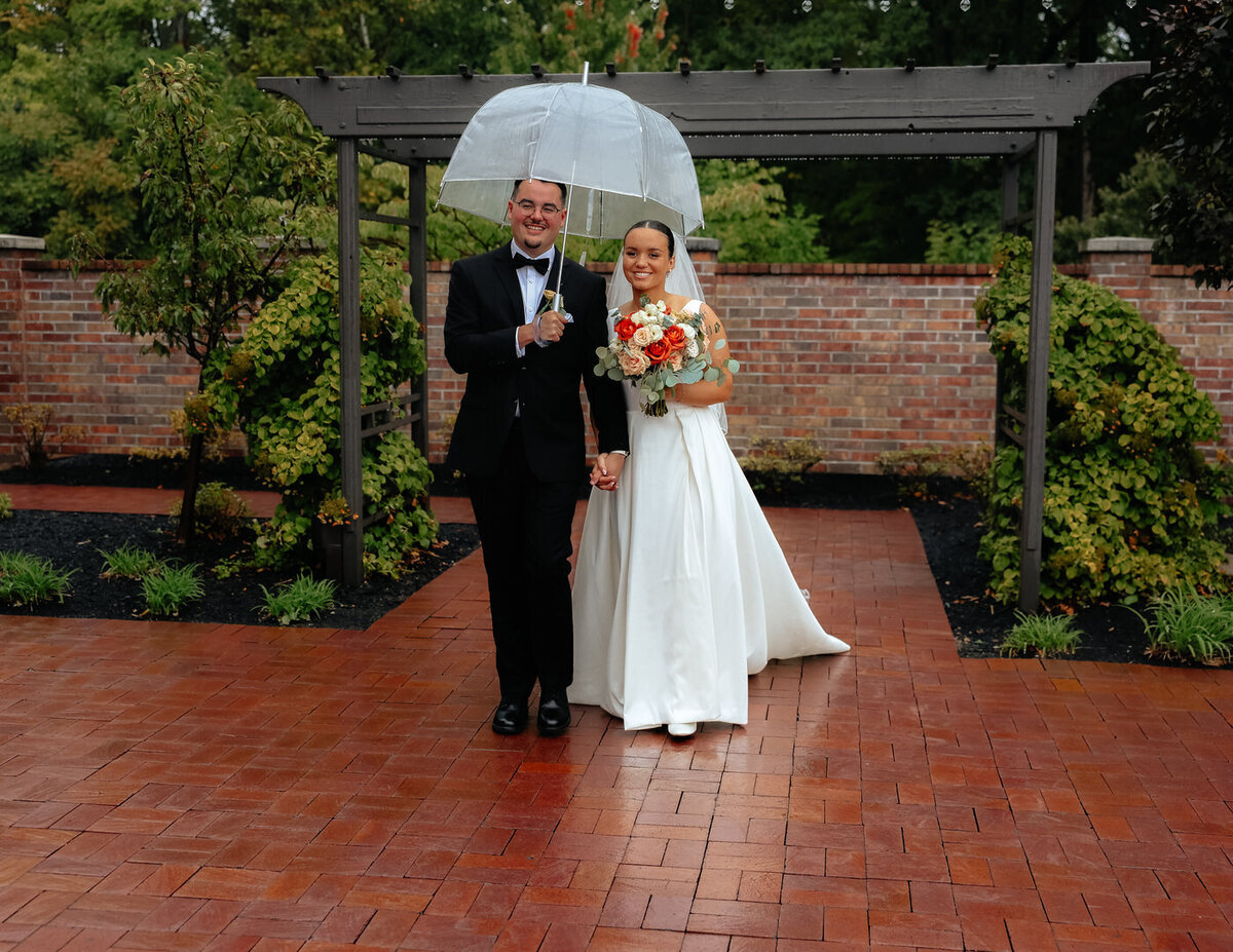 Bride and groom portraits at the Everly.