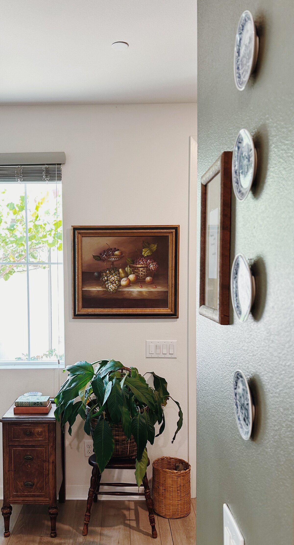 5AB2069F-F942-45F3-B7E2-28AB9C073DA3