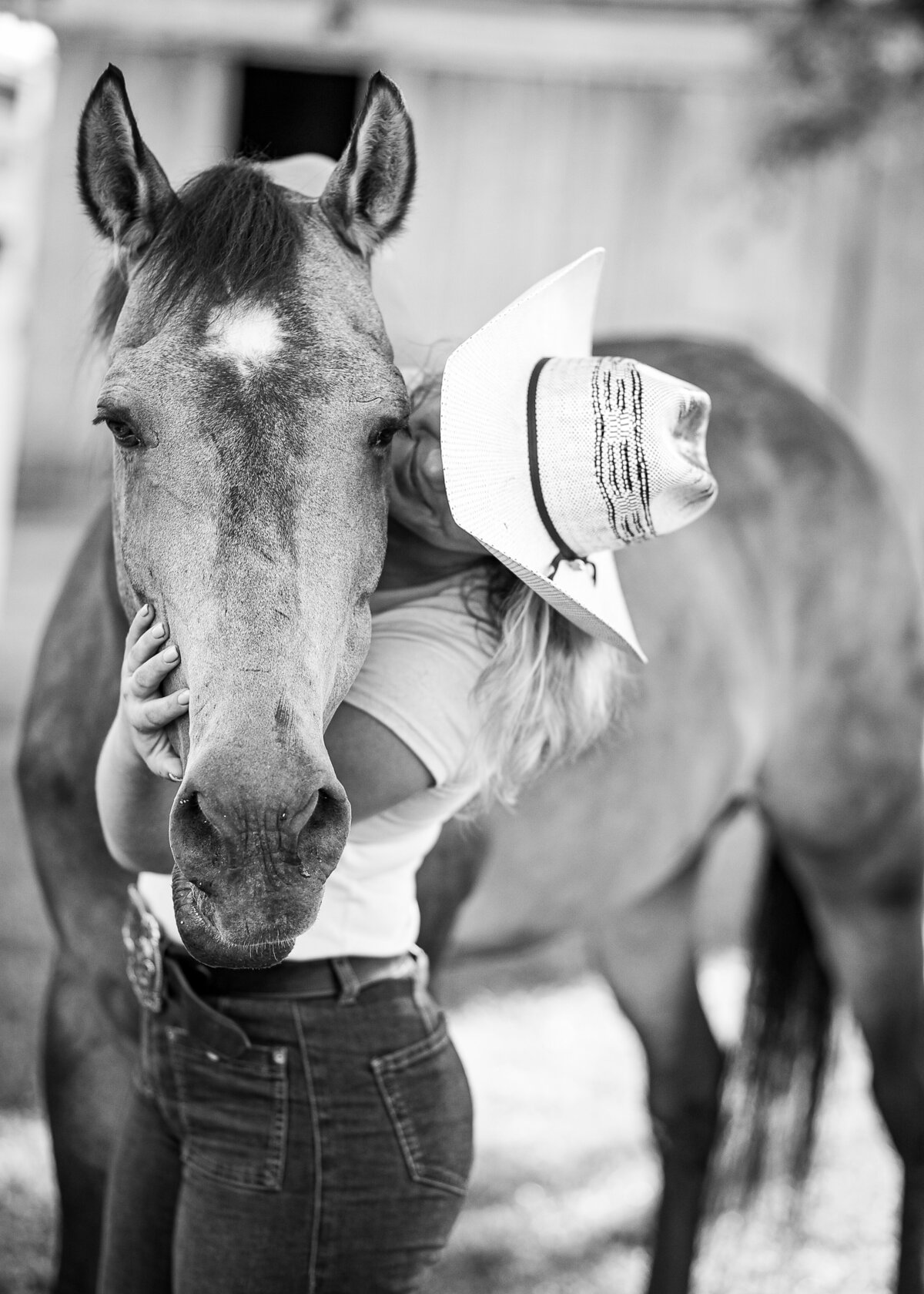 MKVPhotography_Samantha&Horses-090