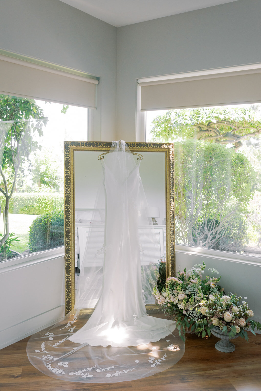 minted-photography-okanagan-kelowna-destination-wedding-photographer-wedding-kelowna-estate-wedding-madison-and-brandon-7