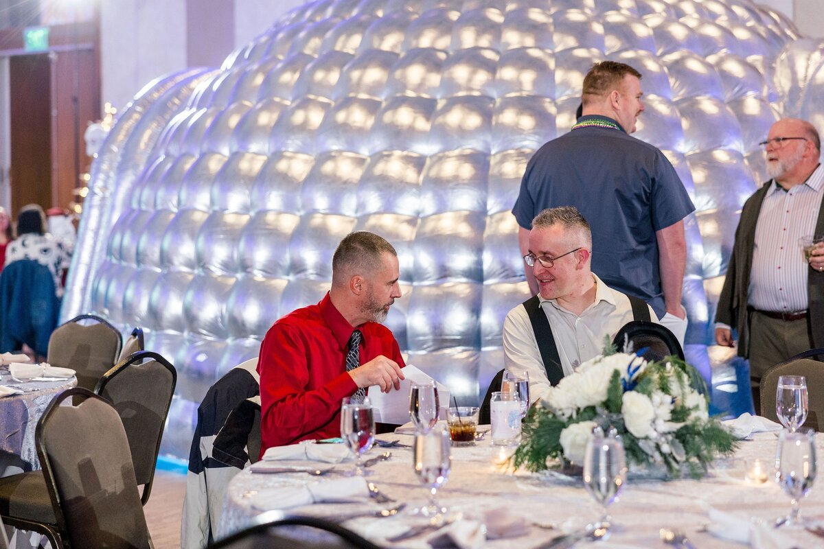 Virginia-Wedding-Planner-Bauer-Compressors-Holiday-Party-6