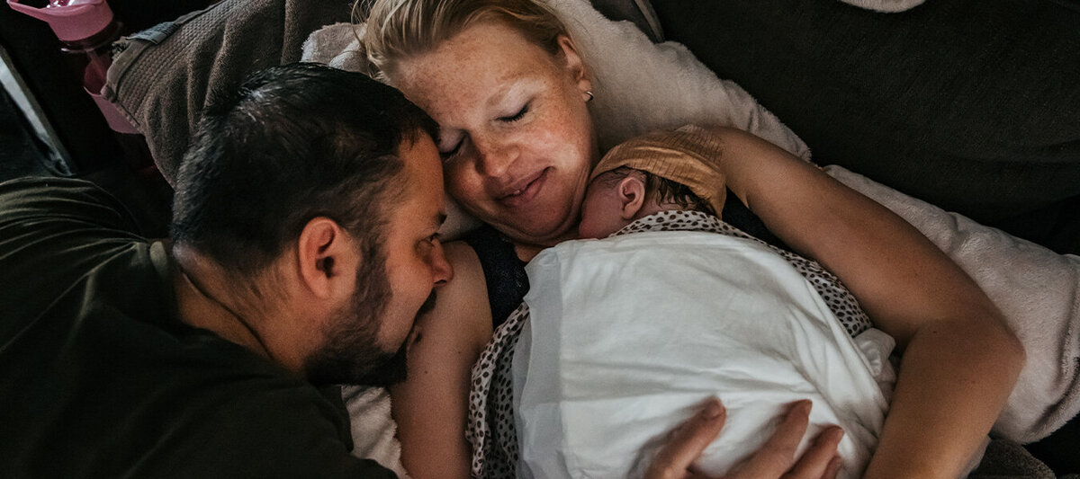 geboortefotografie, geboortefotograaf, thuisbevalling, badbevalling