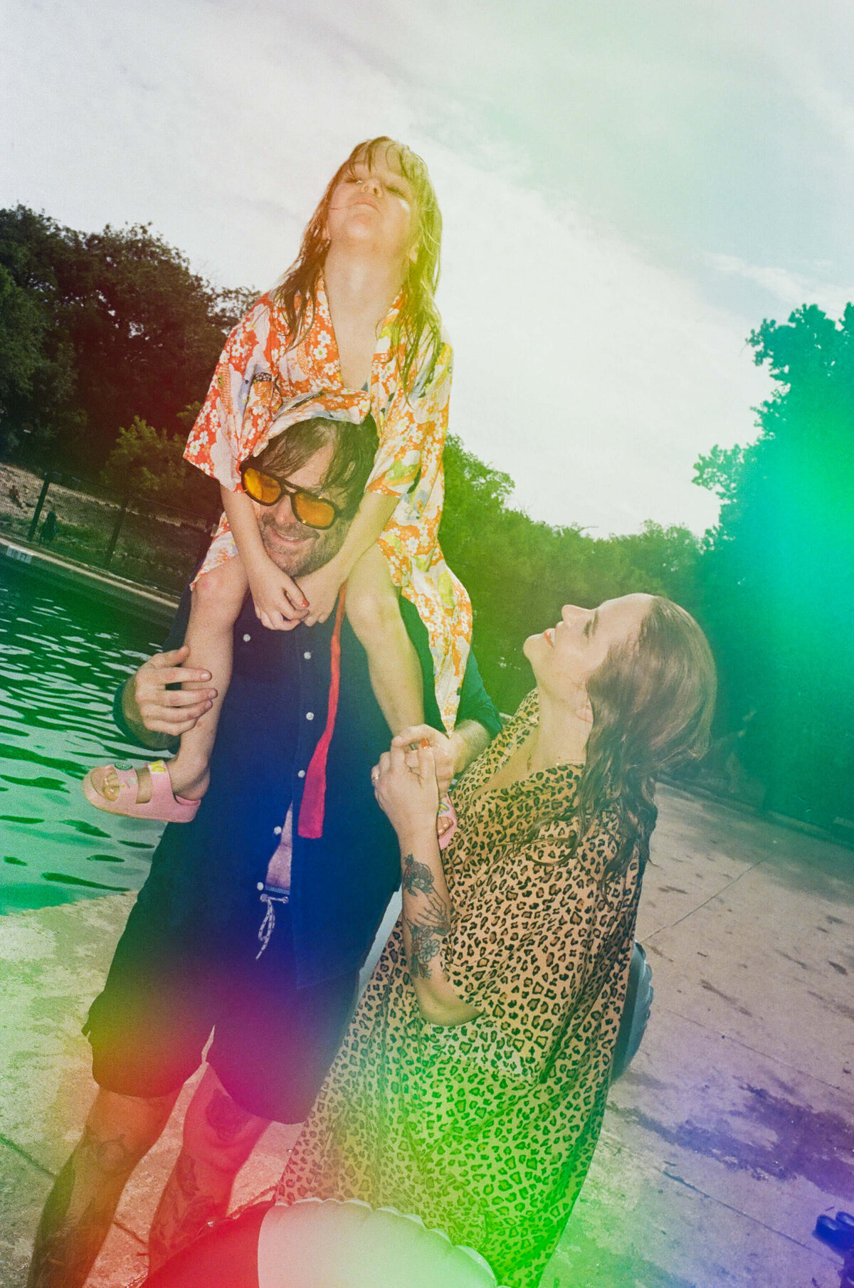 austin-lifestyle-family-couples-session-Psychedelic-35mm-film-amber-vickery-photography-8