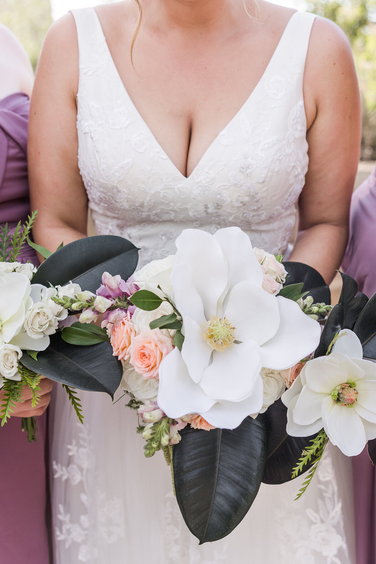 magnolia-bridal-bouquet