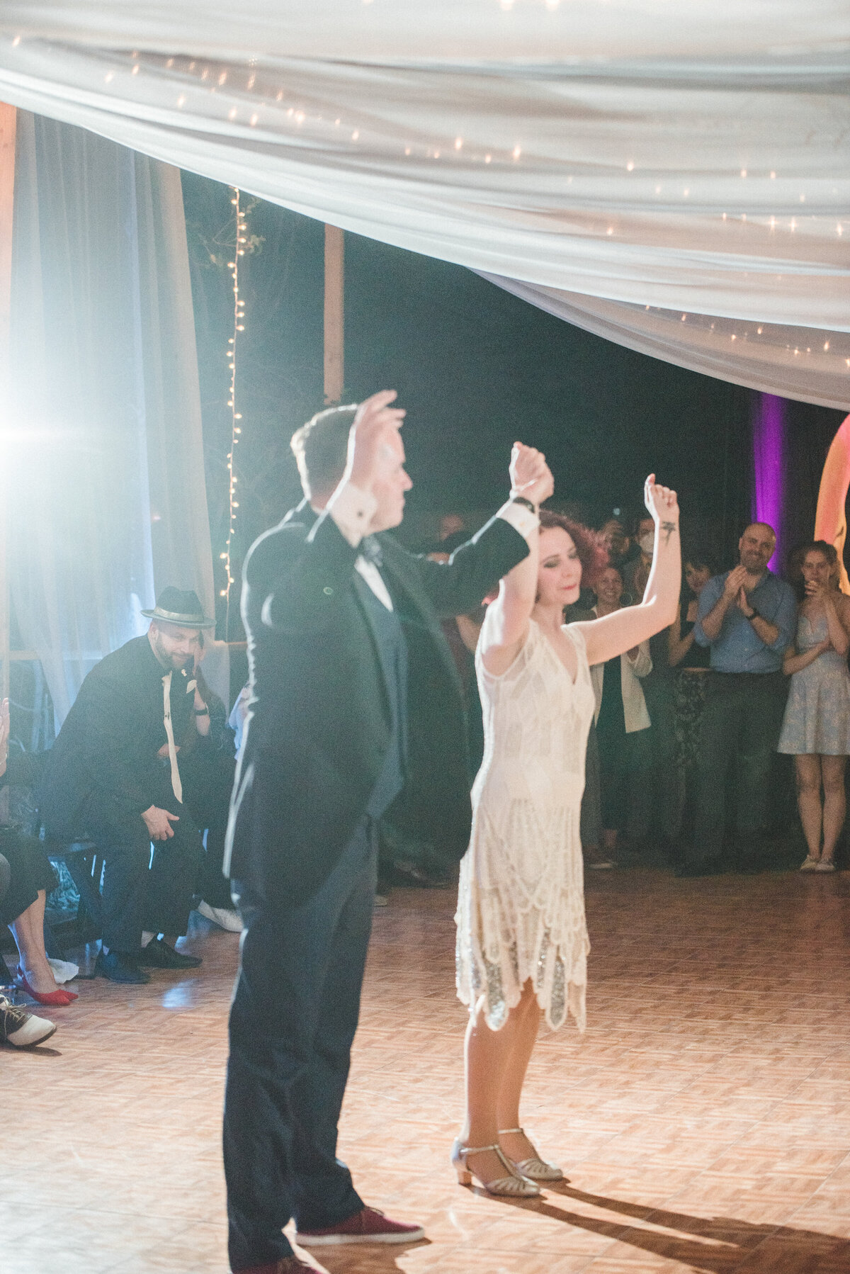 Reception-Arizona-Wedding-Photographer-Iowa_wedding_photographer-Bakyard-wedding-vintage-bride-Alaynna-Ann_Schwartz-Playlife-88
