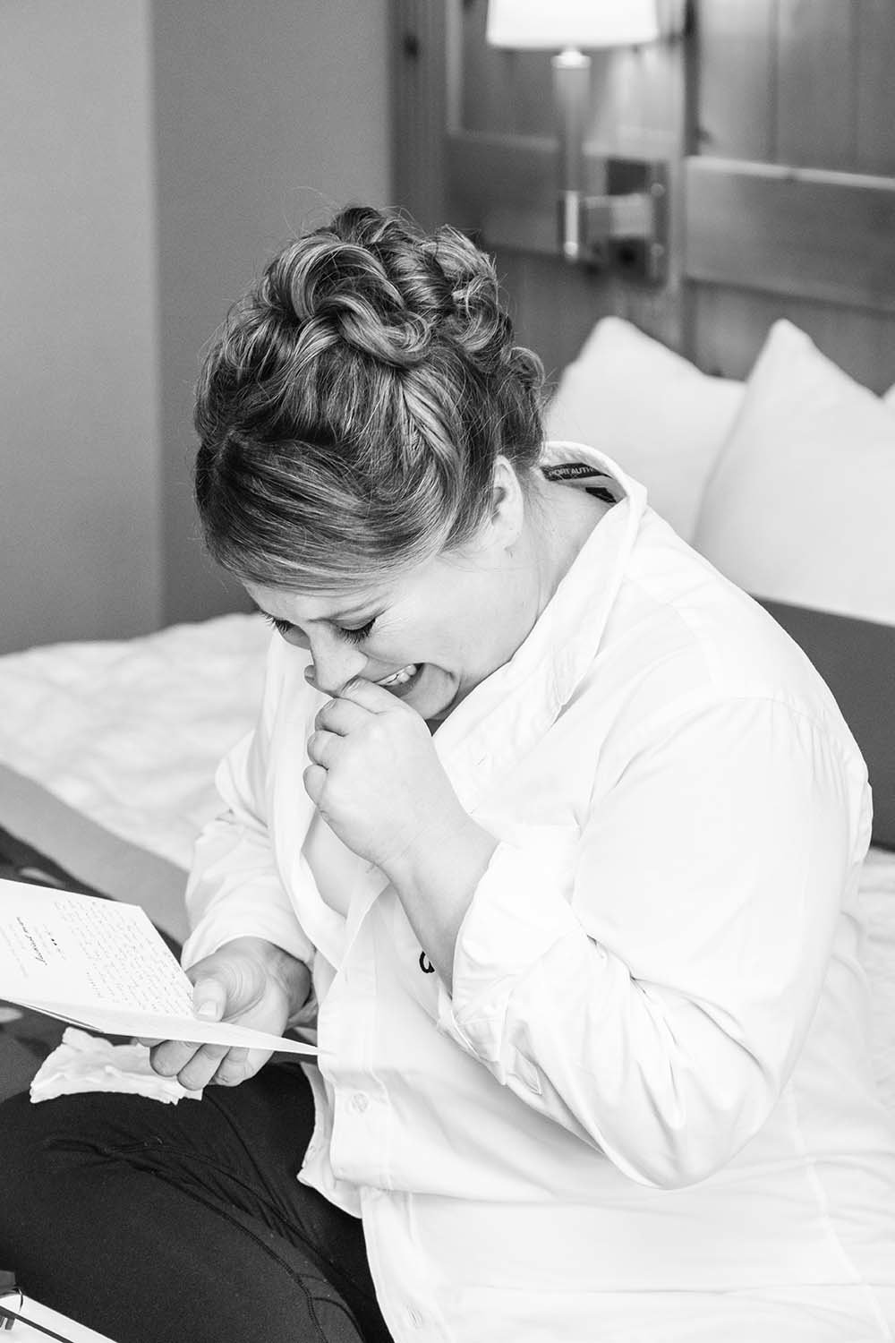 Bride-Reading-Note-From-Groom