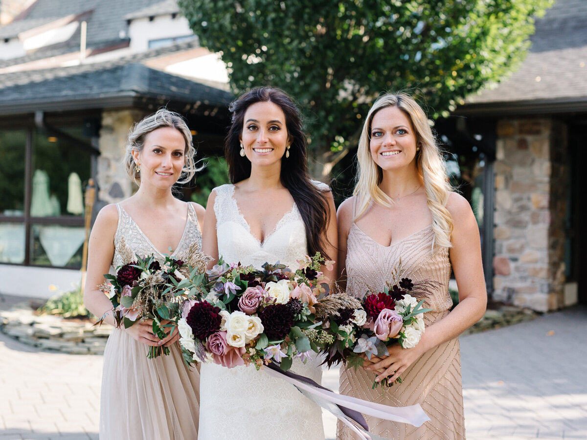 Lizzie_James_Valhalla_Lake_Club_Weddng_Preview-101