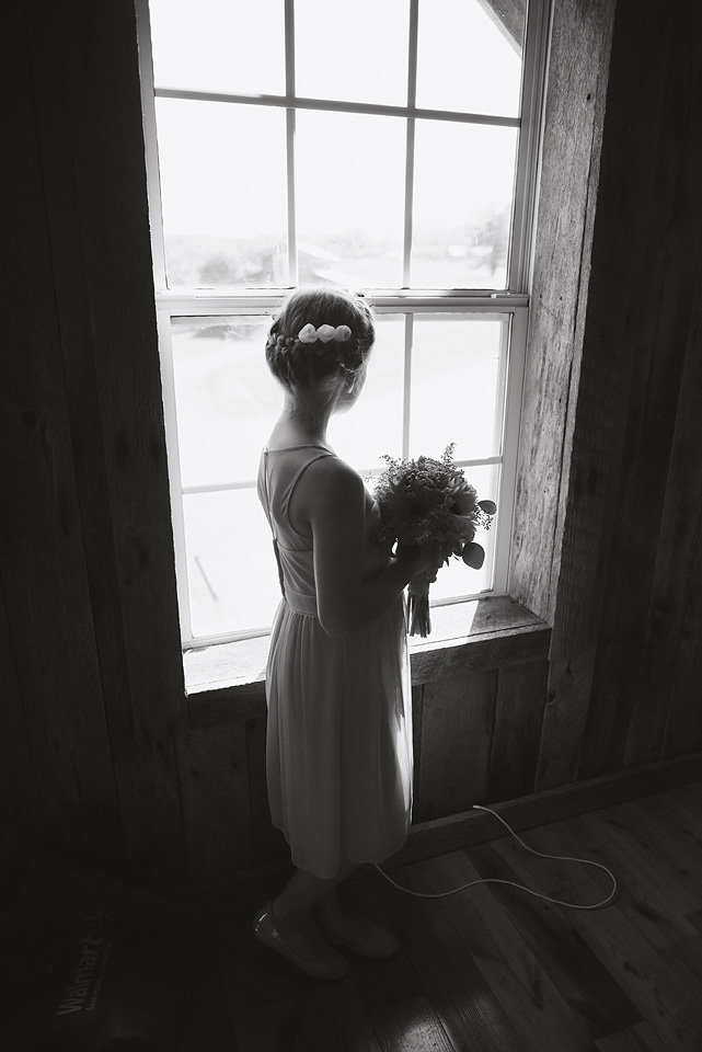 black_and_white_bridges_barn_wedding_north_ga_blue_ridge_photographer