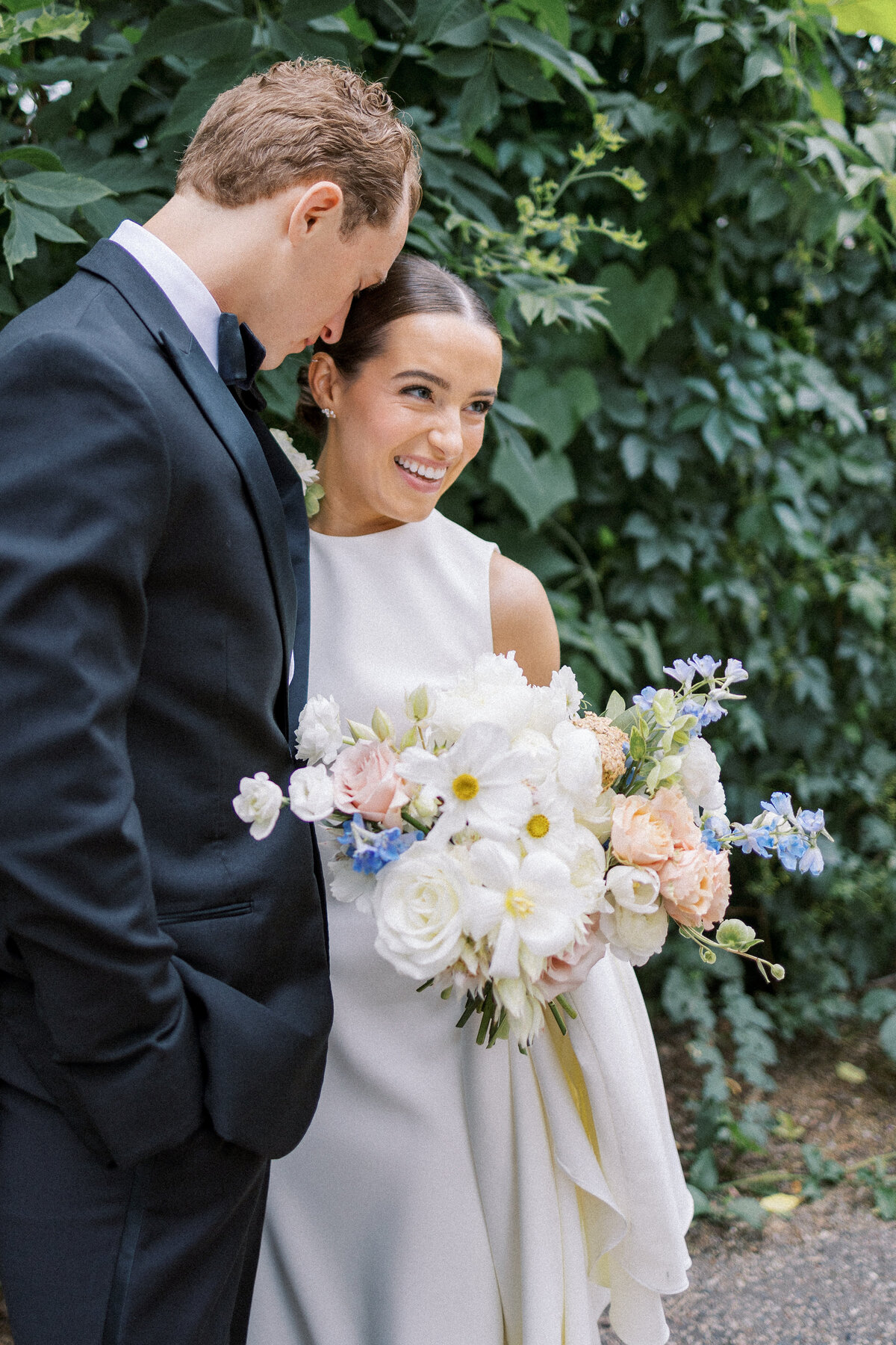 romantic bridal bouquet