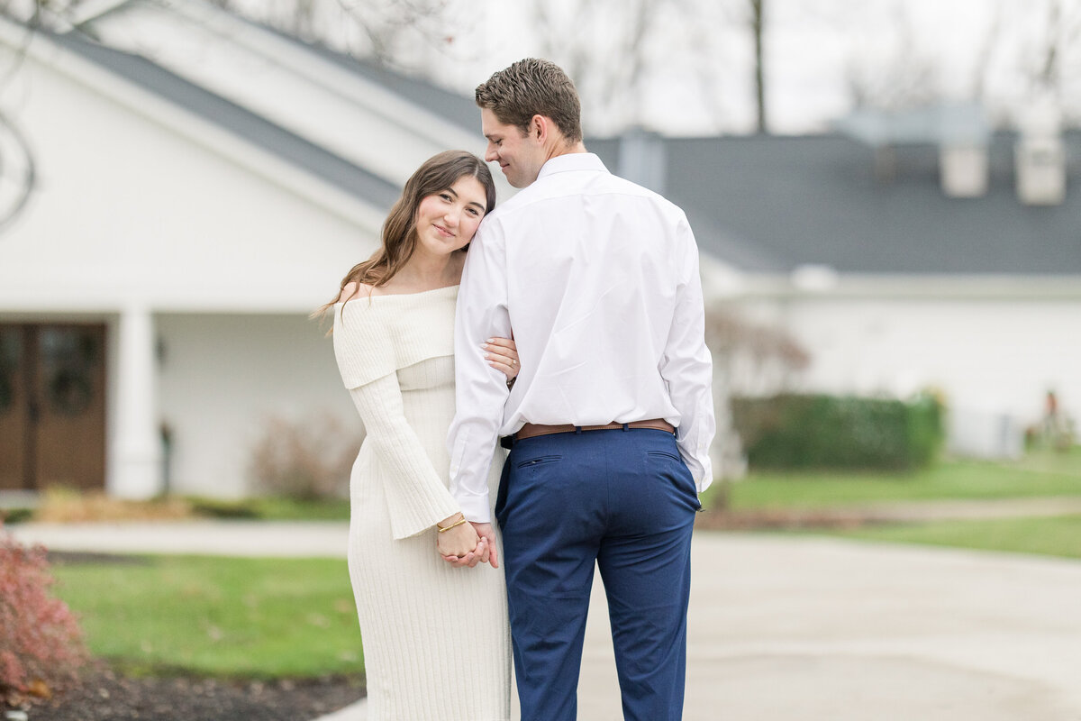 Northeast Ohio Wedding Photographer Light and Airy Sun Valley Engagement Photos