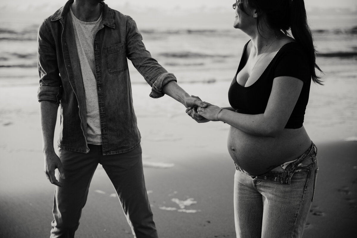 Jiscafotografie_zwangerschapsshoot_zwangerschapsfotograaf_fotograafnijmegen_fotograafgelderland_fotograafbrabant-36
