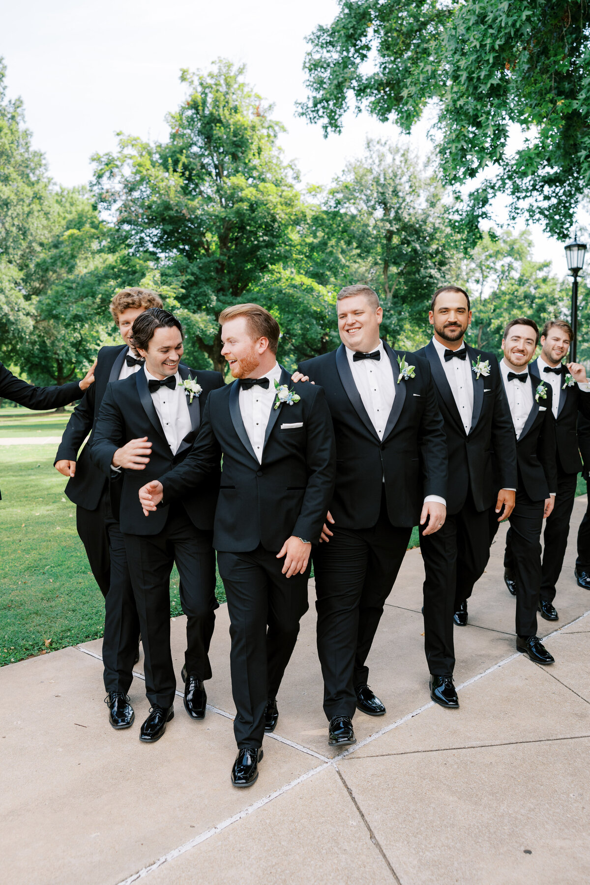 Arkansas Inn at Carnall Hall Wedding | Shalae Byrd-36