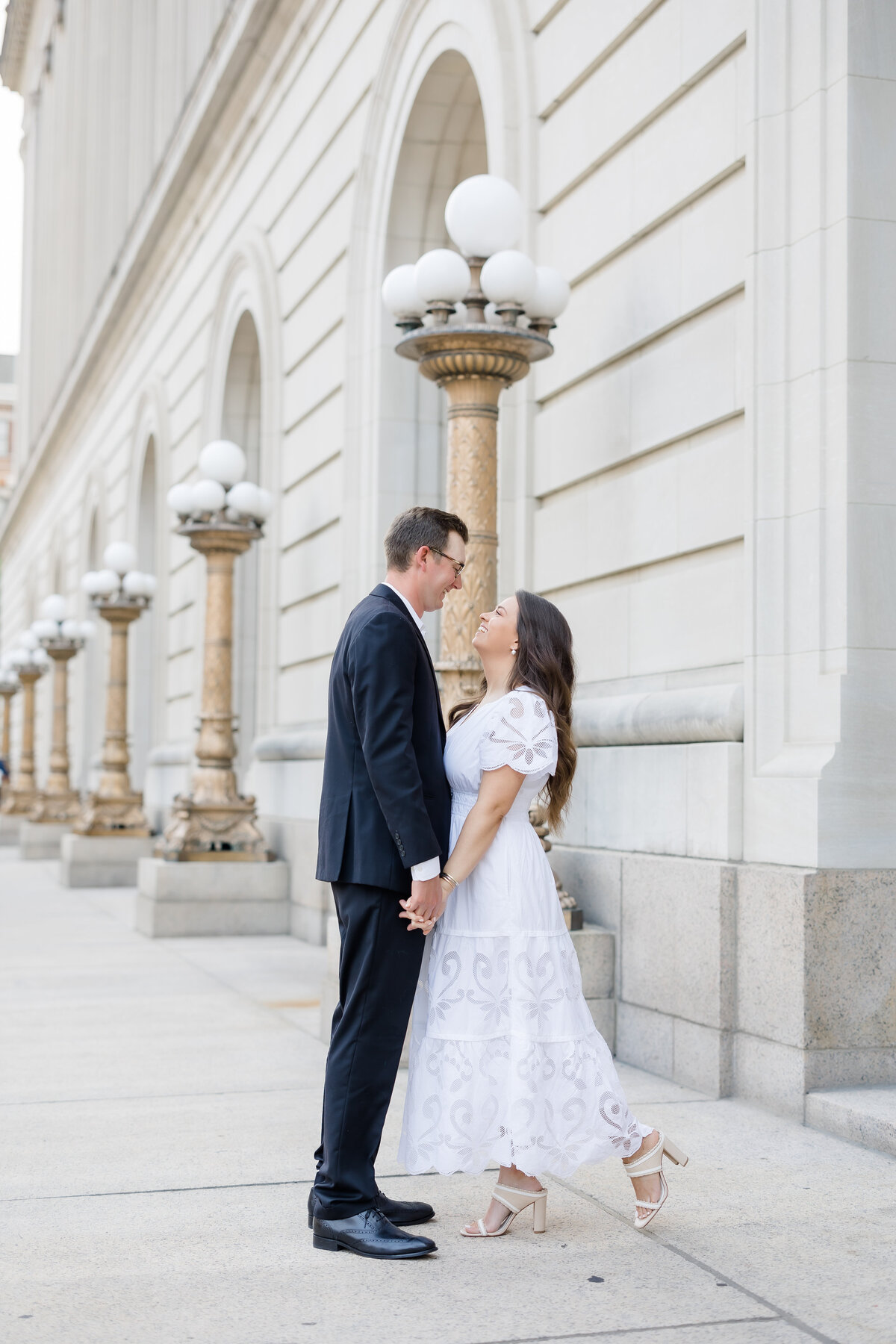 blysk-photography-cincinnati-wedding-photographer-liz-andrew-engagement-session-over-the-rhine200