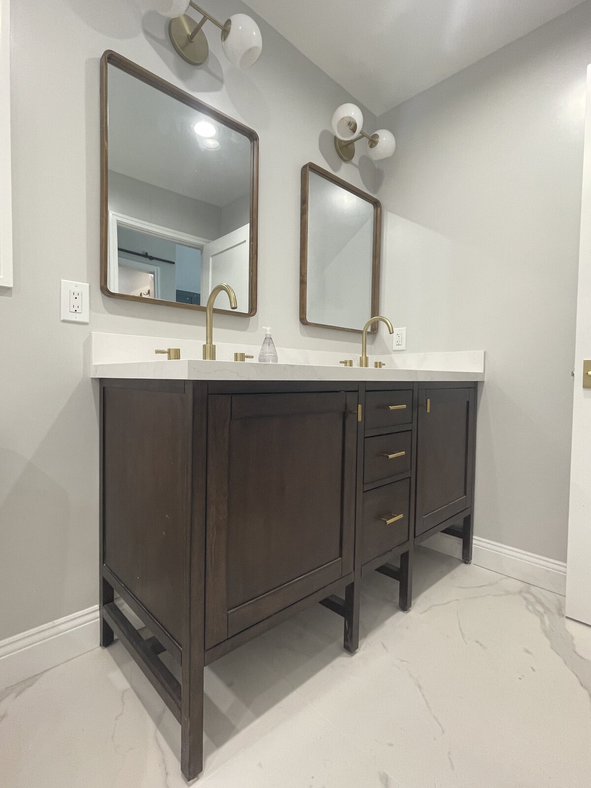 Bathroom25