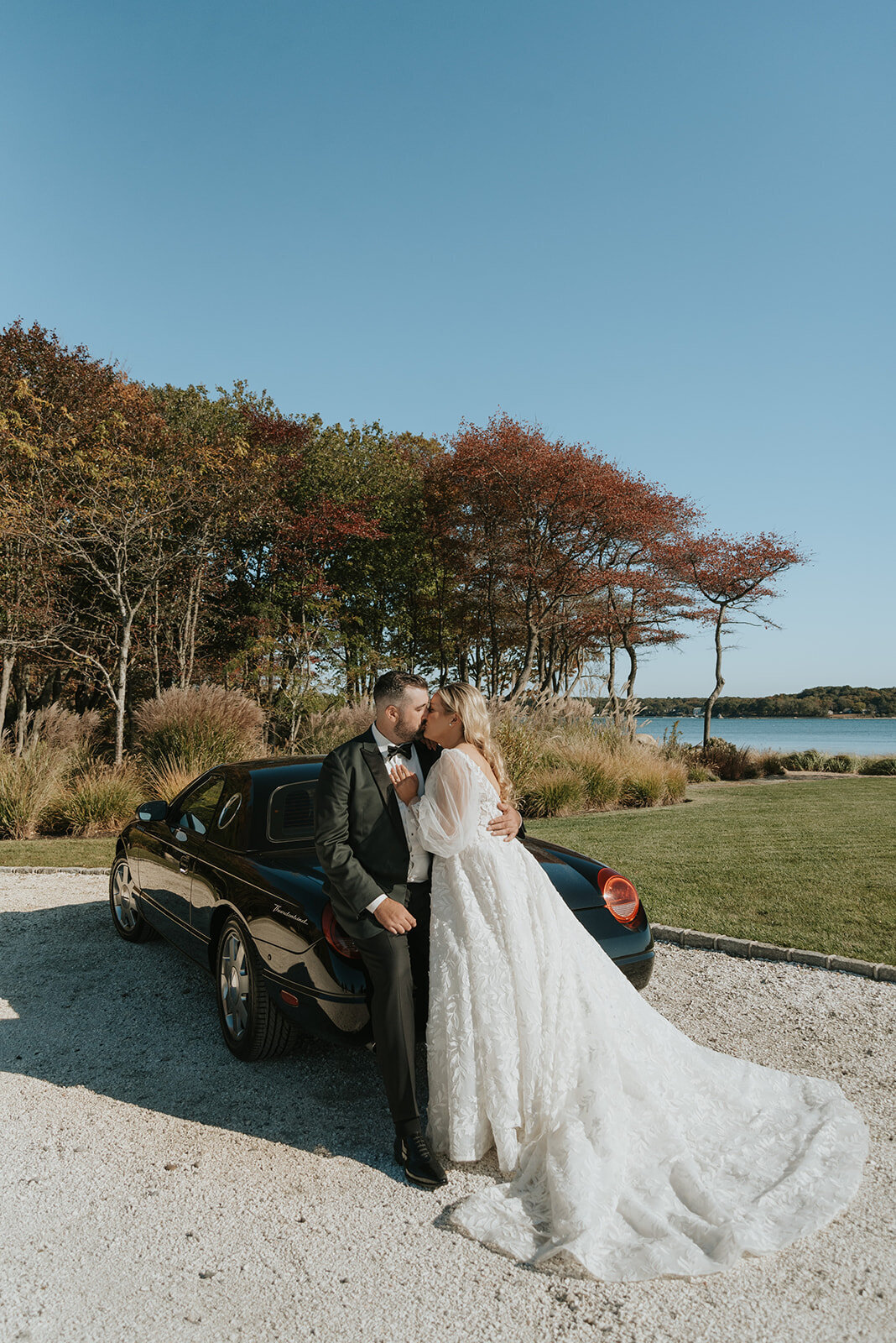 ANDREA-NICK-FALL-PECONIC-BAY-YACHT-CLUB-WEDDING_PHOTOS_BY_MARIA_B_LUNG_0327
