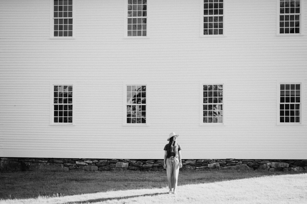 new-england-wedding-photographerluna-munn-photography-bird-of-flight-shoes-fall-20220128