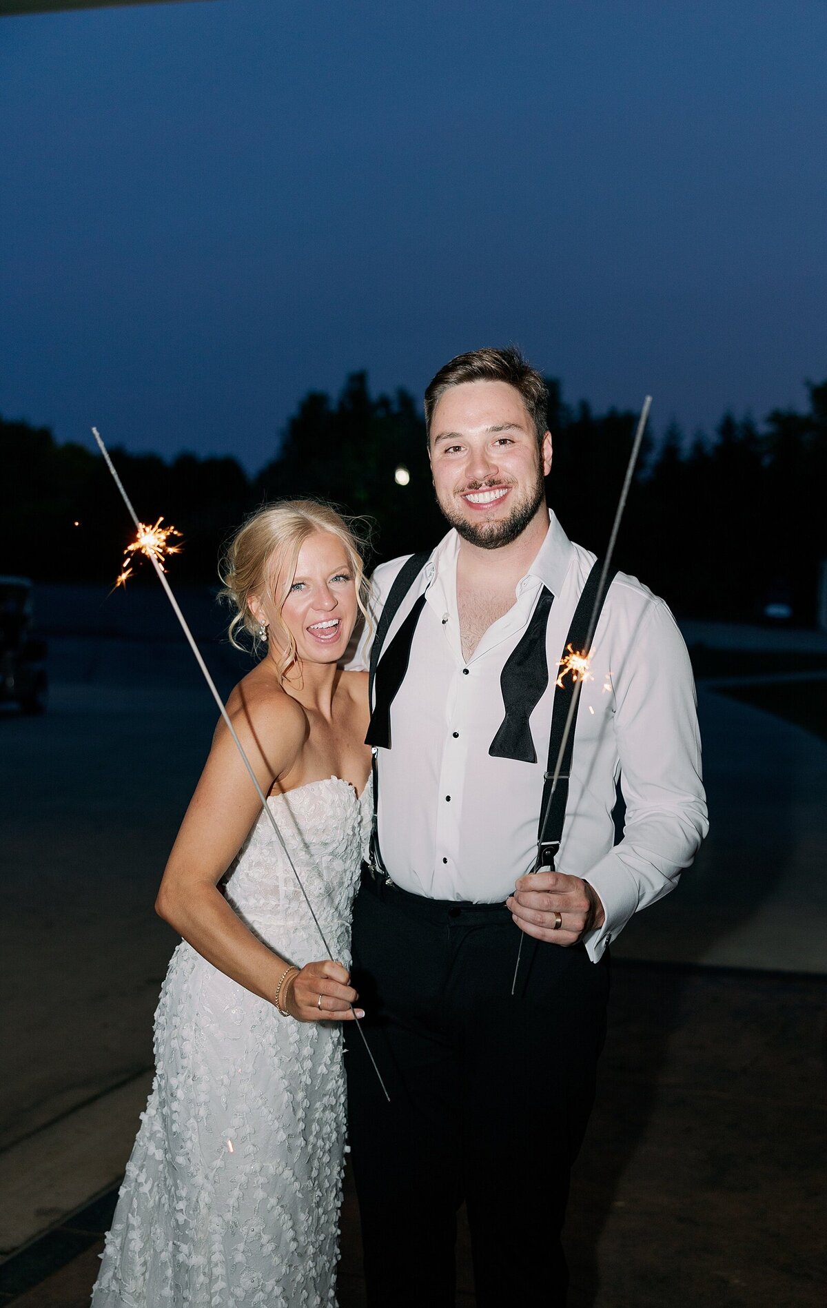 Oak-pointe-country-club-wedding_1348