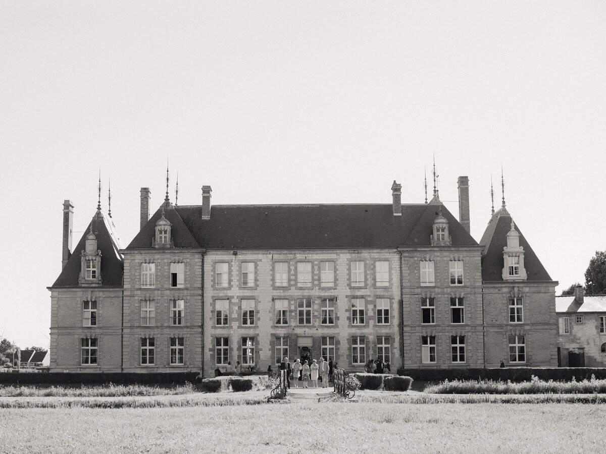 71-02072022-_81A7714-Olivia-Poncelet-Wedding-Chateau-de-Vitry-la-Ville-France-WEB-150