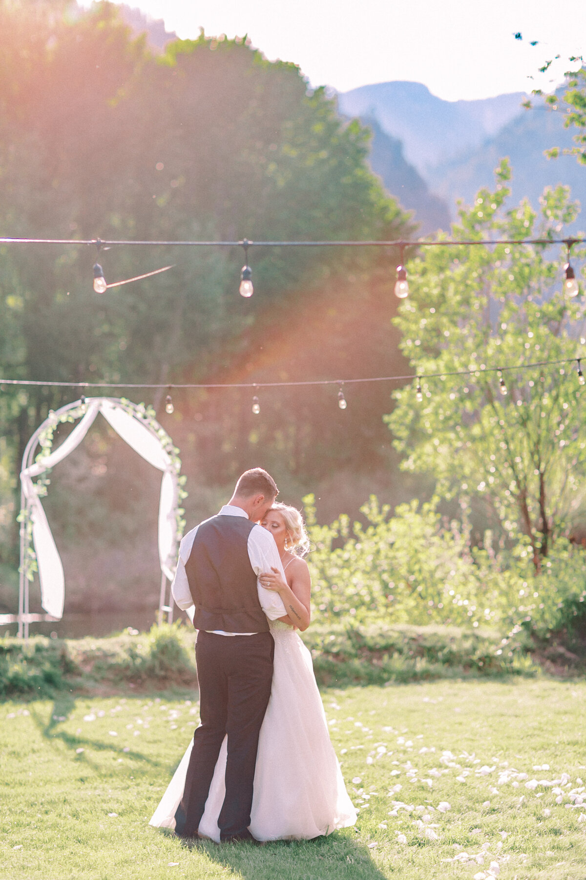 Leavenworth Mountain Wedding, Seattle Wedding Photographer (59)
