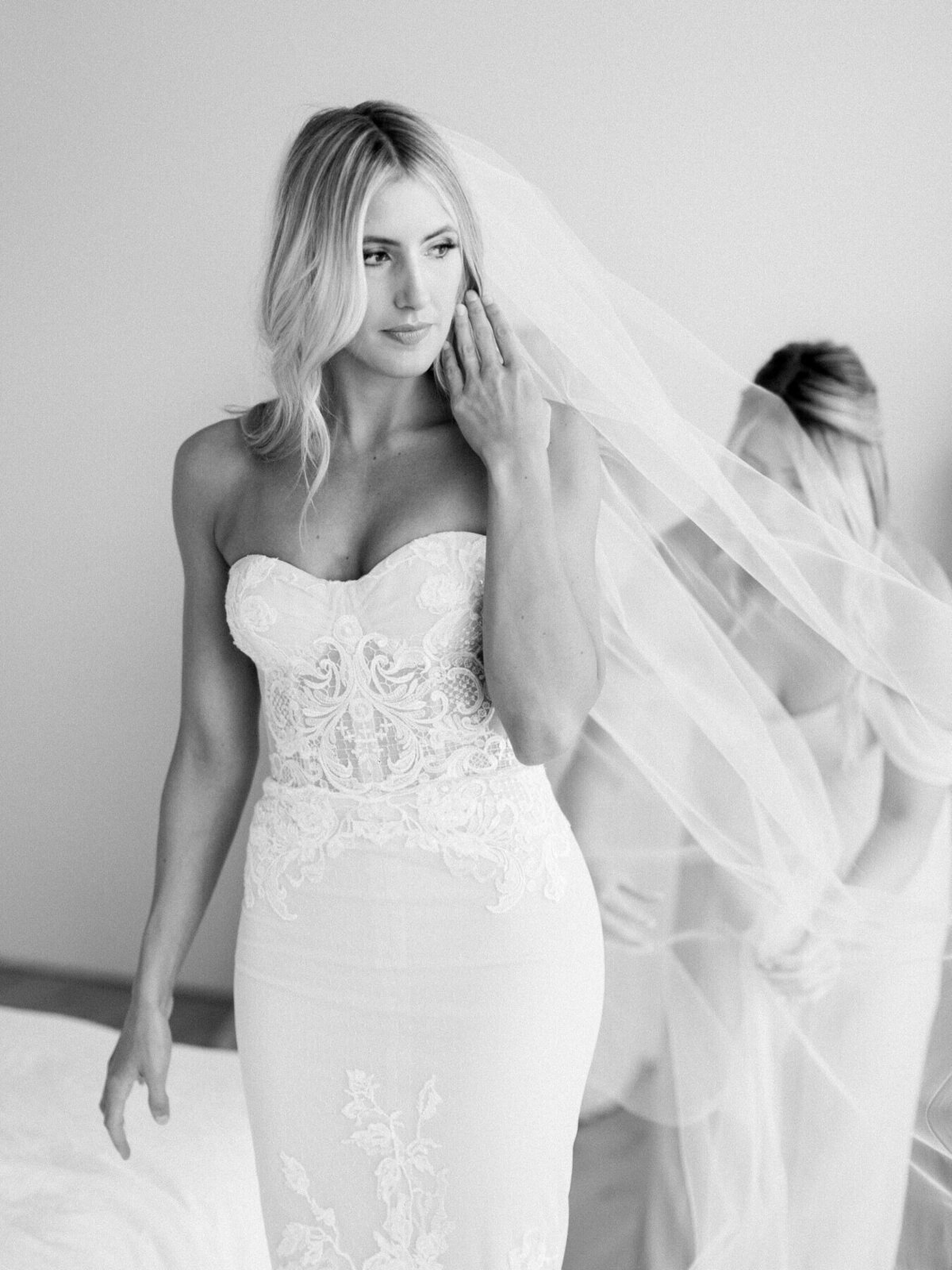 Inbal Dror bride