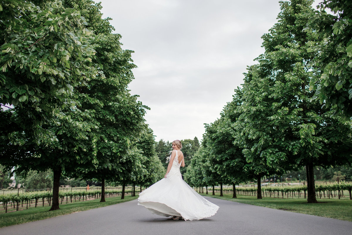 Woodinville-Wedding-Photographer-Willows-Lodge-85