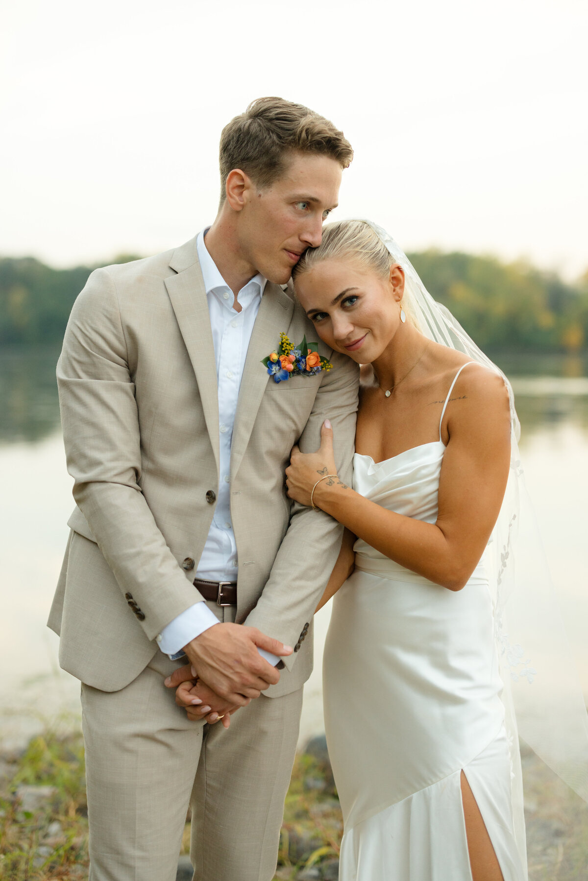 Backyard-Wedding-Rogers-MN-B&S-Will-DeGraw-Clever-Disarray-103