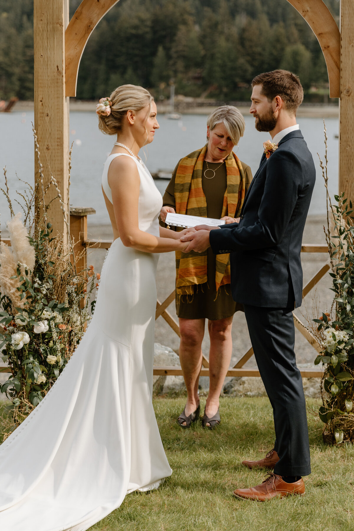 Bowen-Island-Elopement-Photographer-57