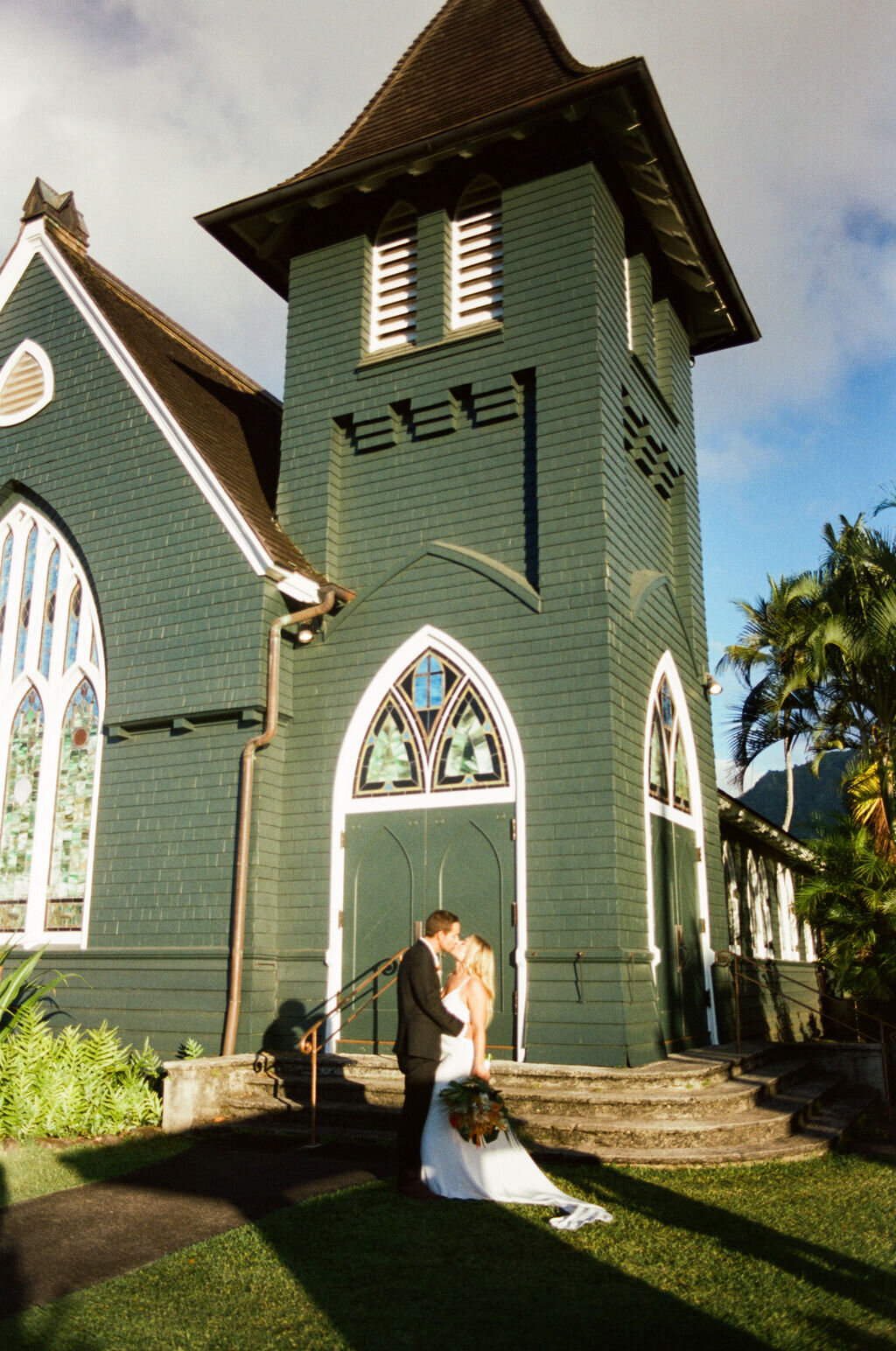 Lauren-Tom-Kauai-Hanalei-Wedding-Gallery-AM-Photography-FILM-6