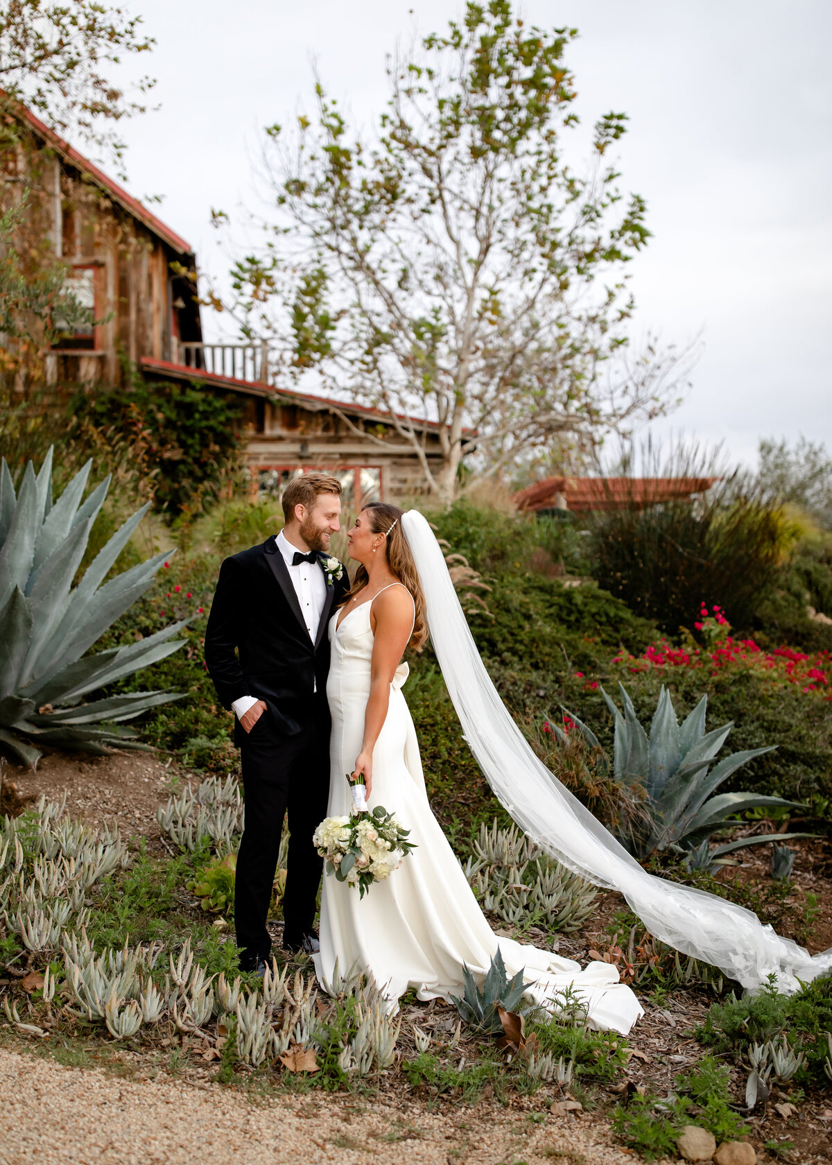 10222023_MaryBeth+BryceWedding_VenturaCA_AnjaJensenPhotography-349