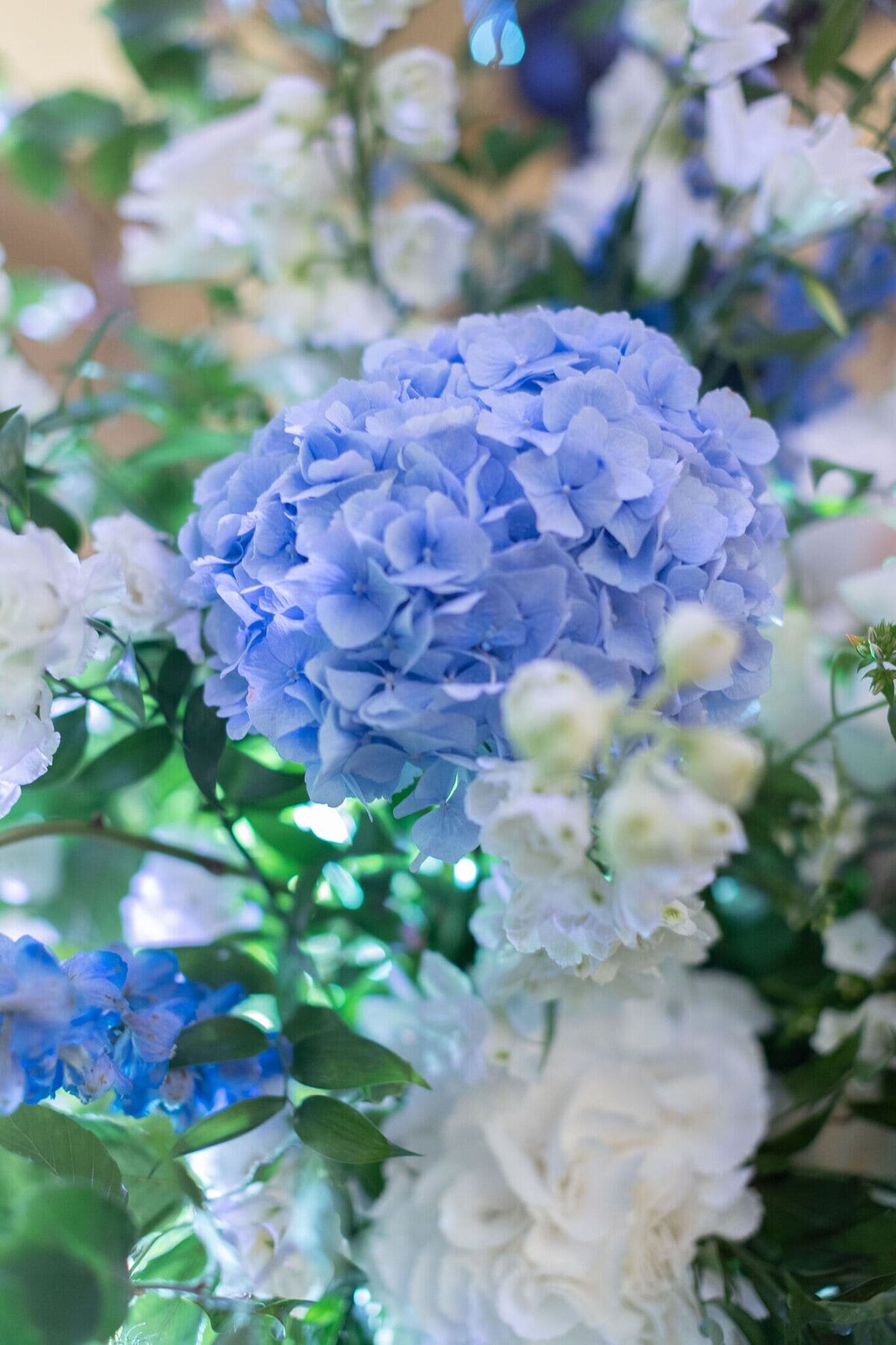 wedding-floral-decoration-pastel-blue-and-white1