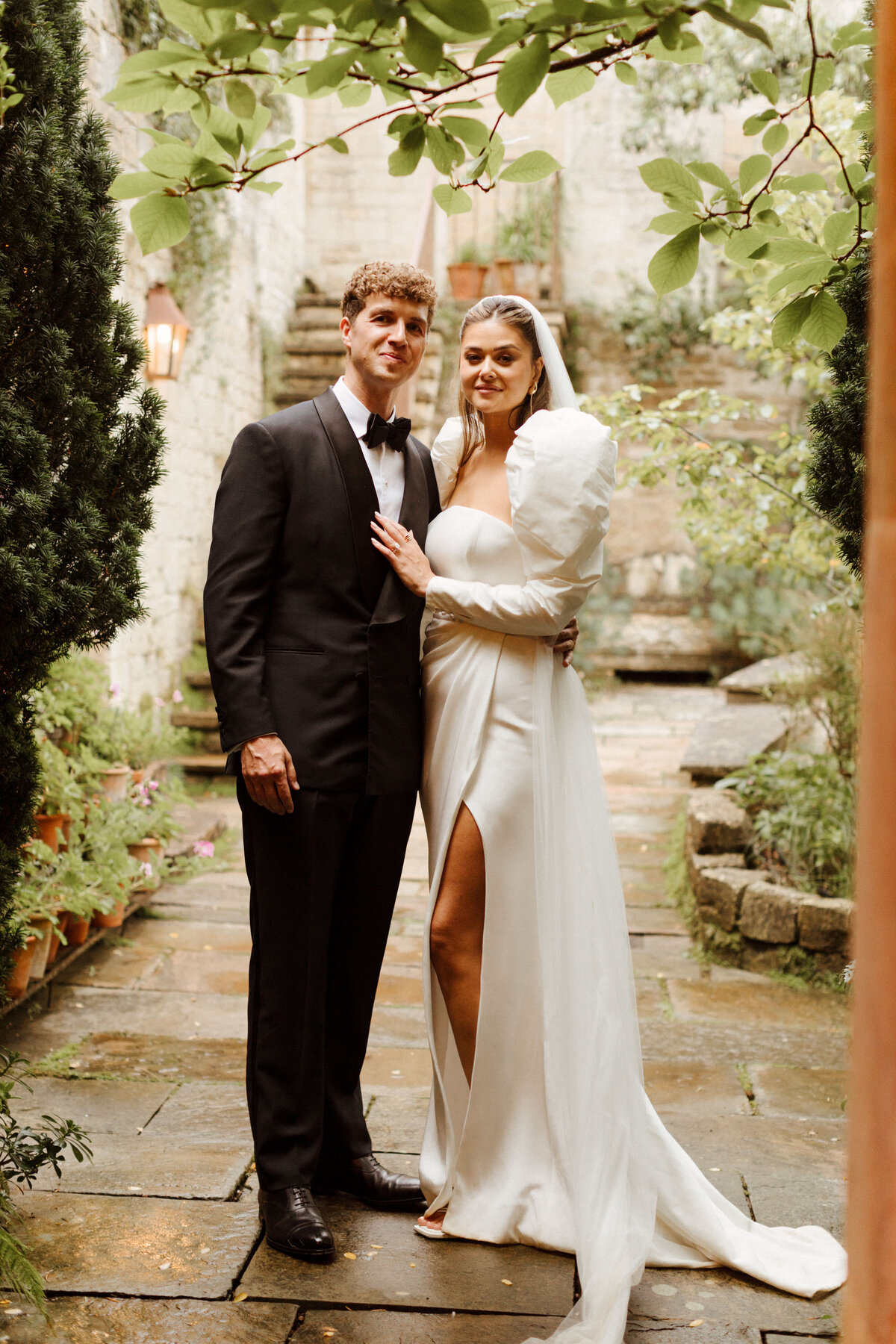 Attabara Studio UK Luxury Wedding Planner at Belcombe Court-32-58-0624-NT