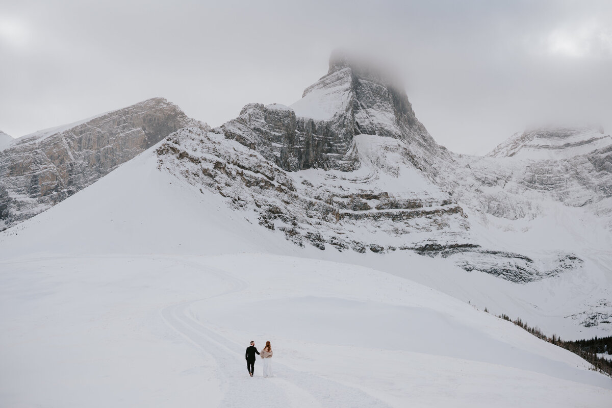 kananaskis-fortress-elopement-photographer-elope-wilder