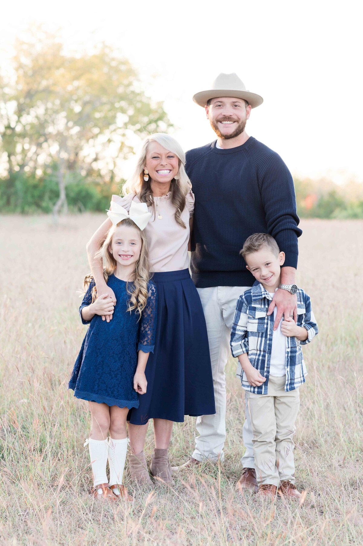 Outdoor family photos in McKinney, Tx 