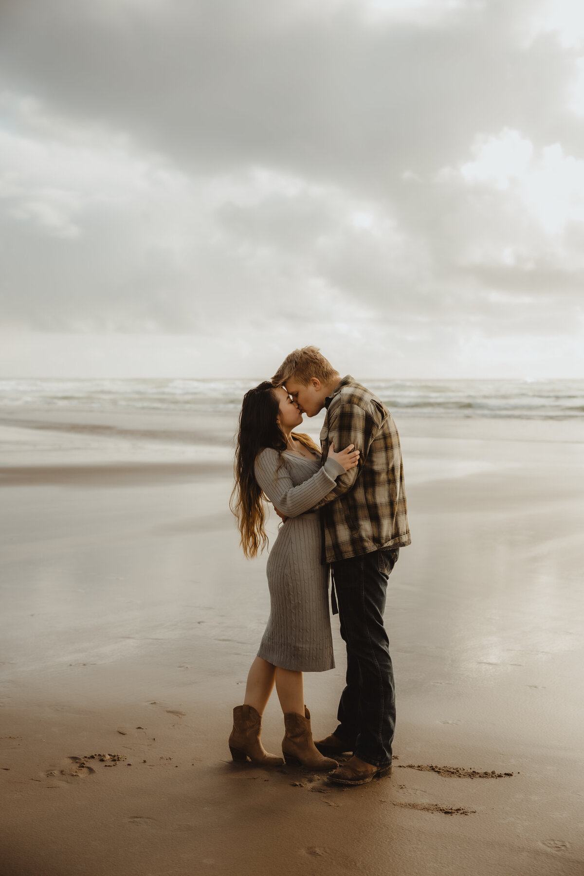 SANDY COASTAL COUPLE